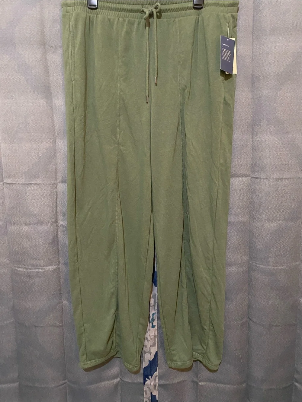 Universal Thread Olive Green Drawstring Joggers